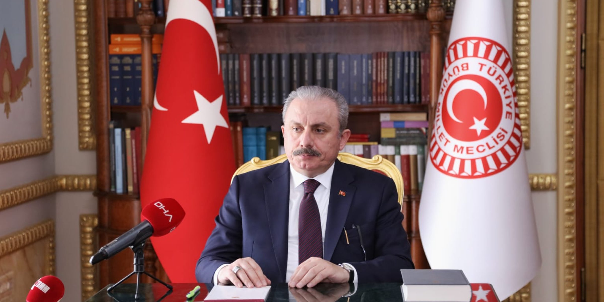 الأمين العام يهنئ رئيس البرلمان التركى 