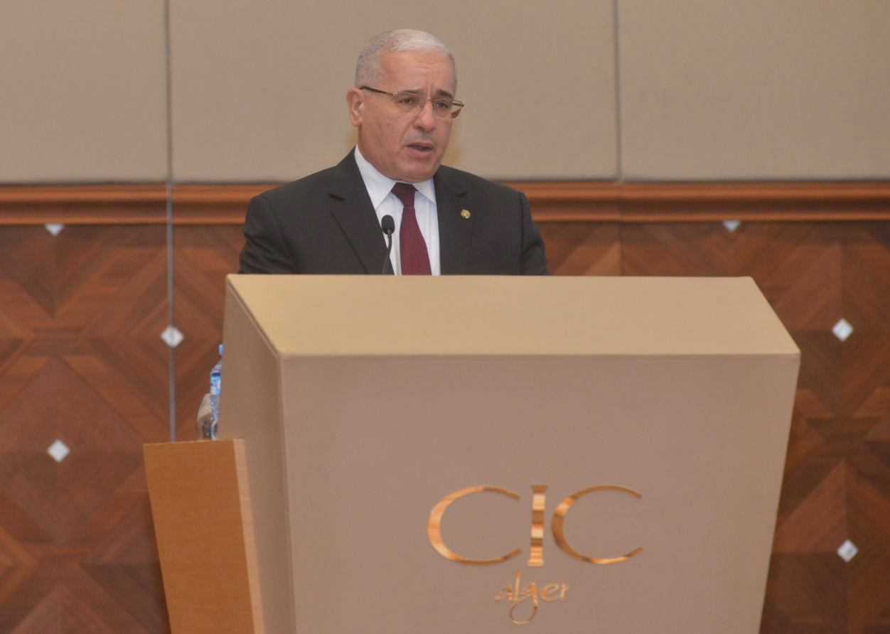 رئيس المجلس الجزائري يؤكد بأن القضية الفلسطينية هي أول التحديات