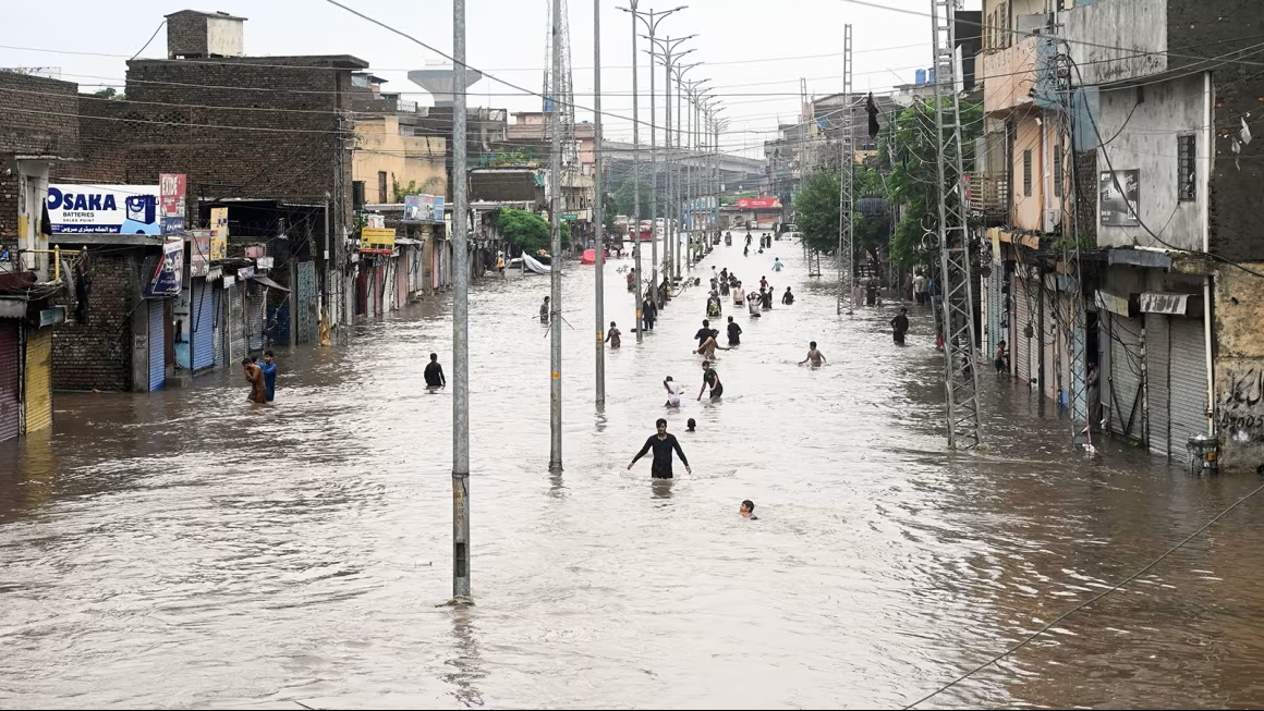 PUIC Secretary General Expresses Solidarity with Pakistan following Devastating Floods