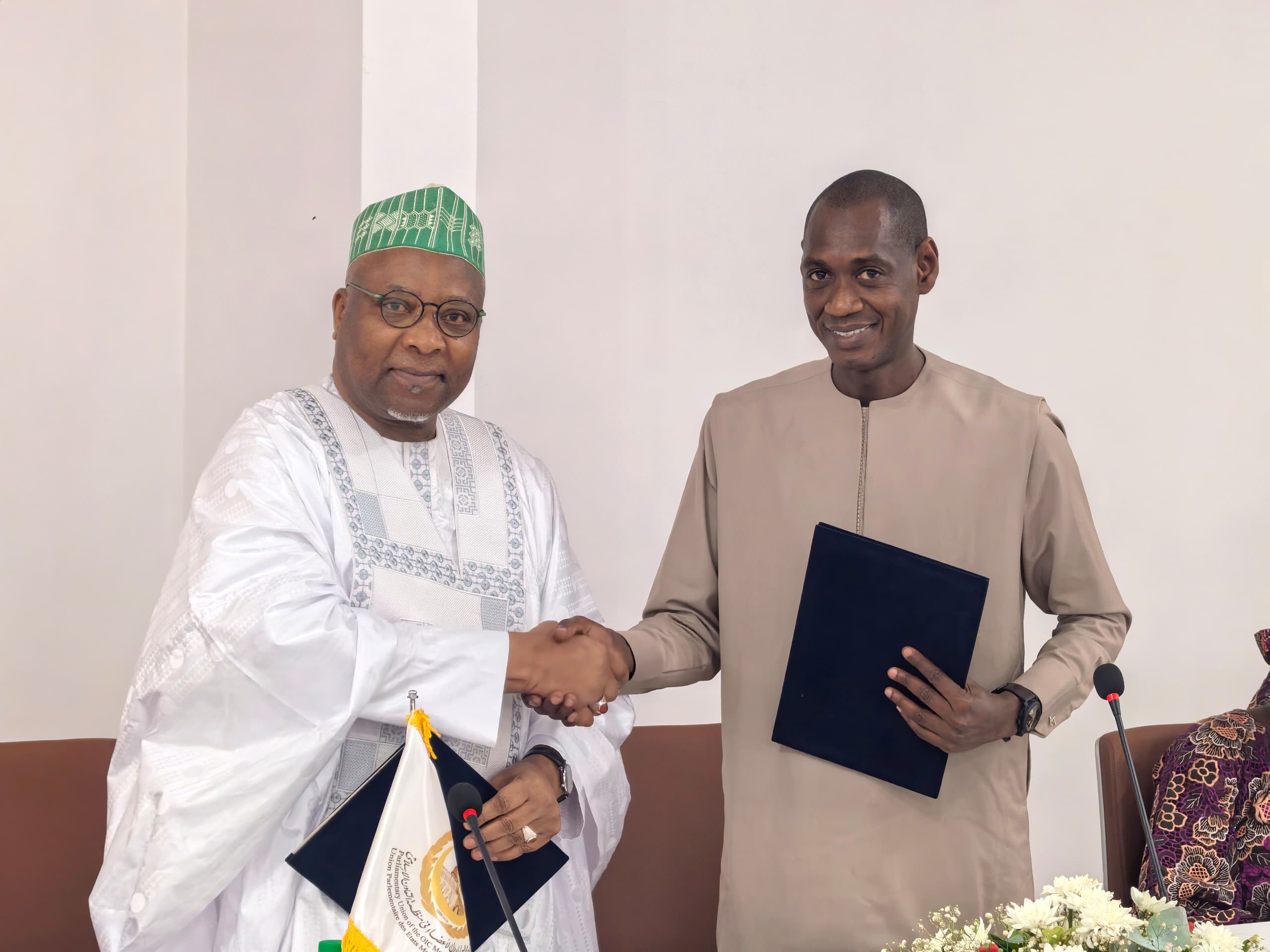 PUIC and the Senegalese Parliament Sign MoU on Executive Committee Meeting