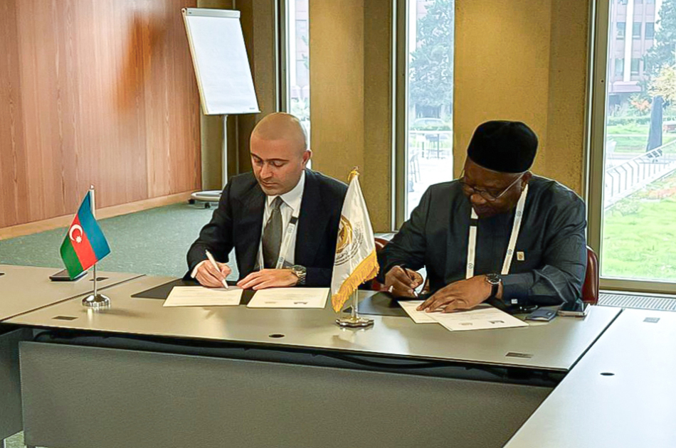 MoU Signed between the PUIC and the National Assembly of Azerbaijan on the 20th Conference of the PUIC and Other Related Meetings