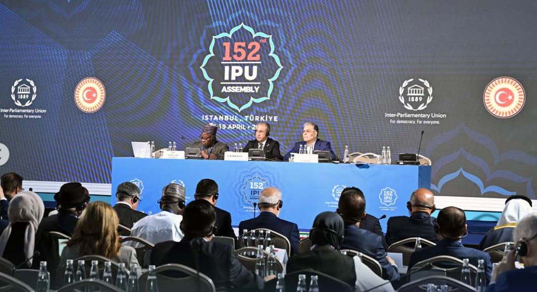  La Réunion de Consultation du Groupe Islamique à Istanbul 